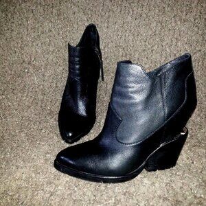 ASH-LULA-Booties/Boots-Black Leather-Side Zip-Funky Heel-SZ 37-6.5US-Excellent